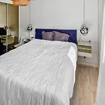Apartamento Spacious 2-room Newly Renovated Quiet Area - 4min Metro To Old Town Copenhague